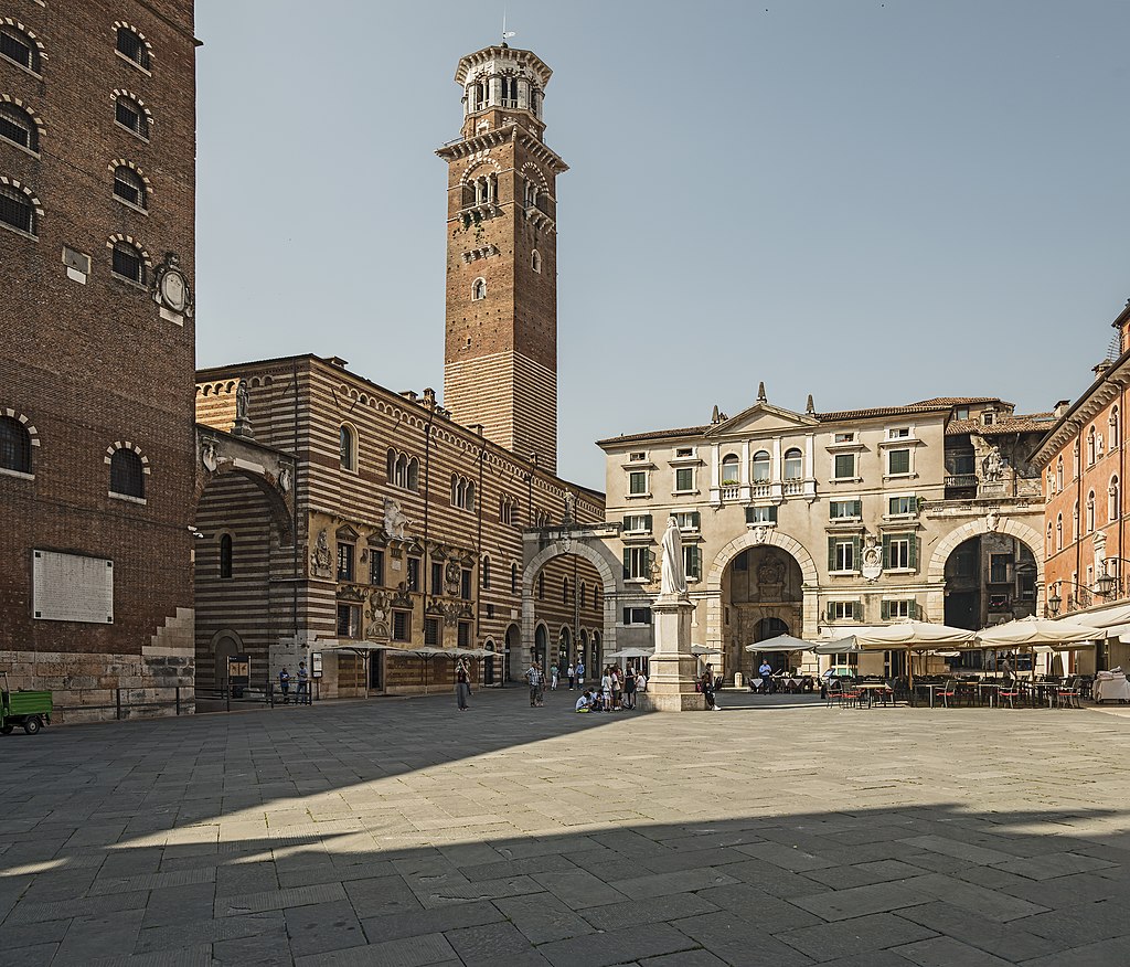 Piazza dei Signori Verona